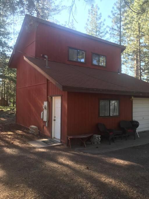 Cheerful 2-Bedroom Cottage Near Eagle Lake スーザンビル エクステリア 写真