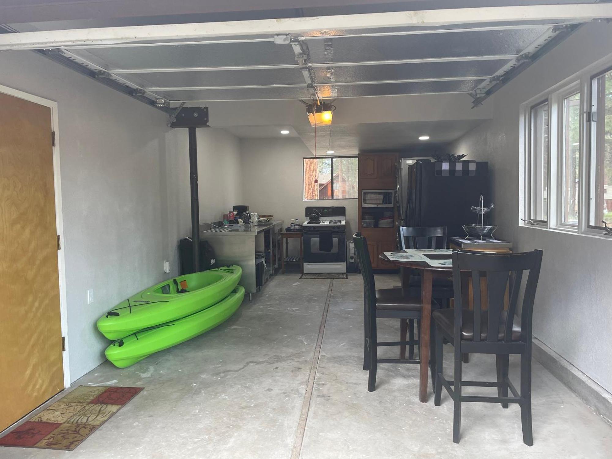 Cheerful 2-Bedroom Cottage Near Eagle Lake スーザンビル エクステリア 写真