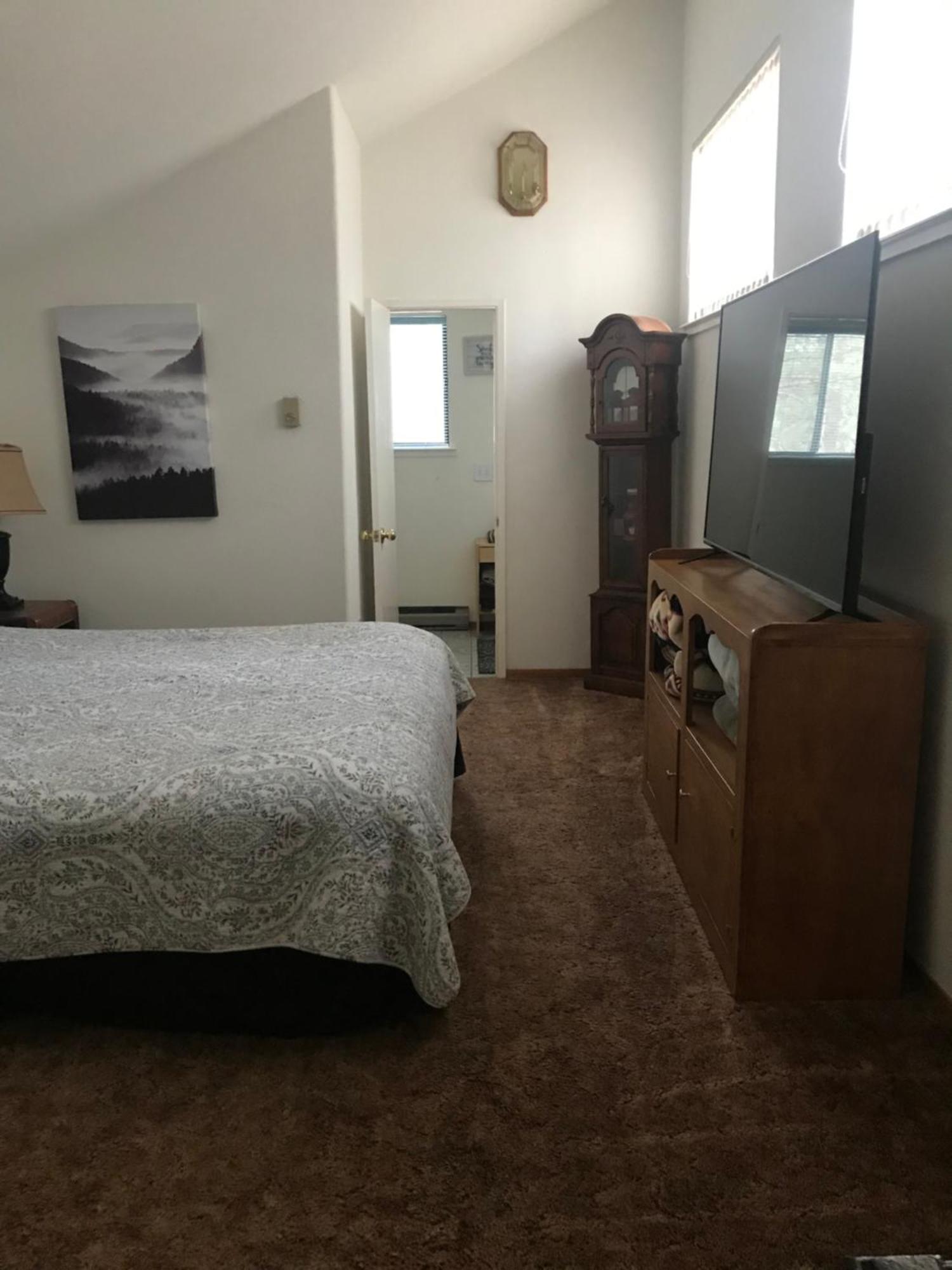 Cheerful 2-Bedroom Cottage Near Eagle Lake スーザンビル エクステリア 写真